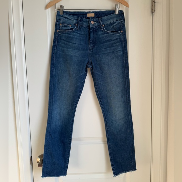 MOTHER Denim - MOTHER The Looker Ankle Fray Jeans Size 25